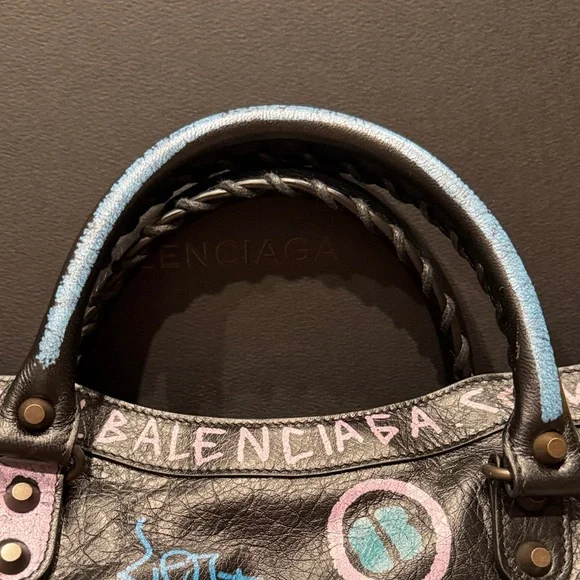 Balenciaga Black Graffiti Classic City Bag - Limited Edition- RARE - Picture 4 of 16